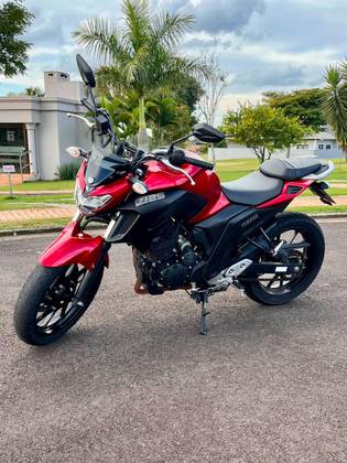 YAMAHA FZ25 FAZER ABS 